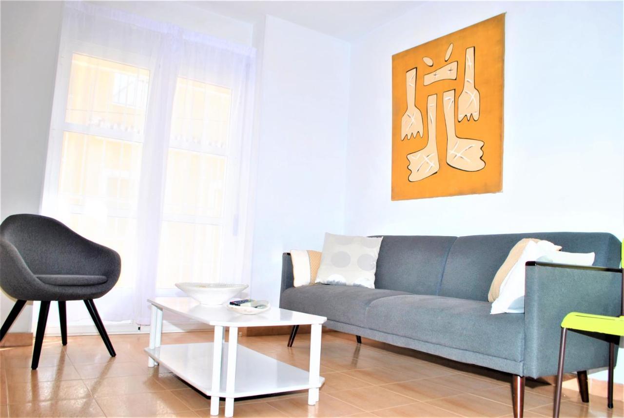 Apartment Small Building With 2 Malaga