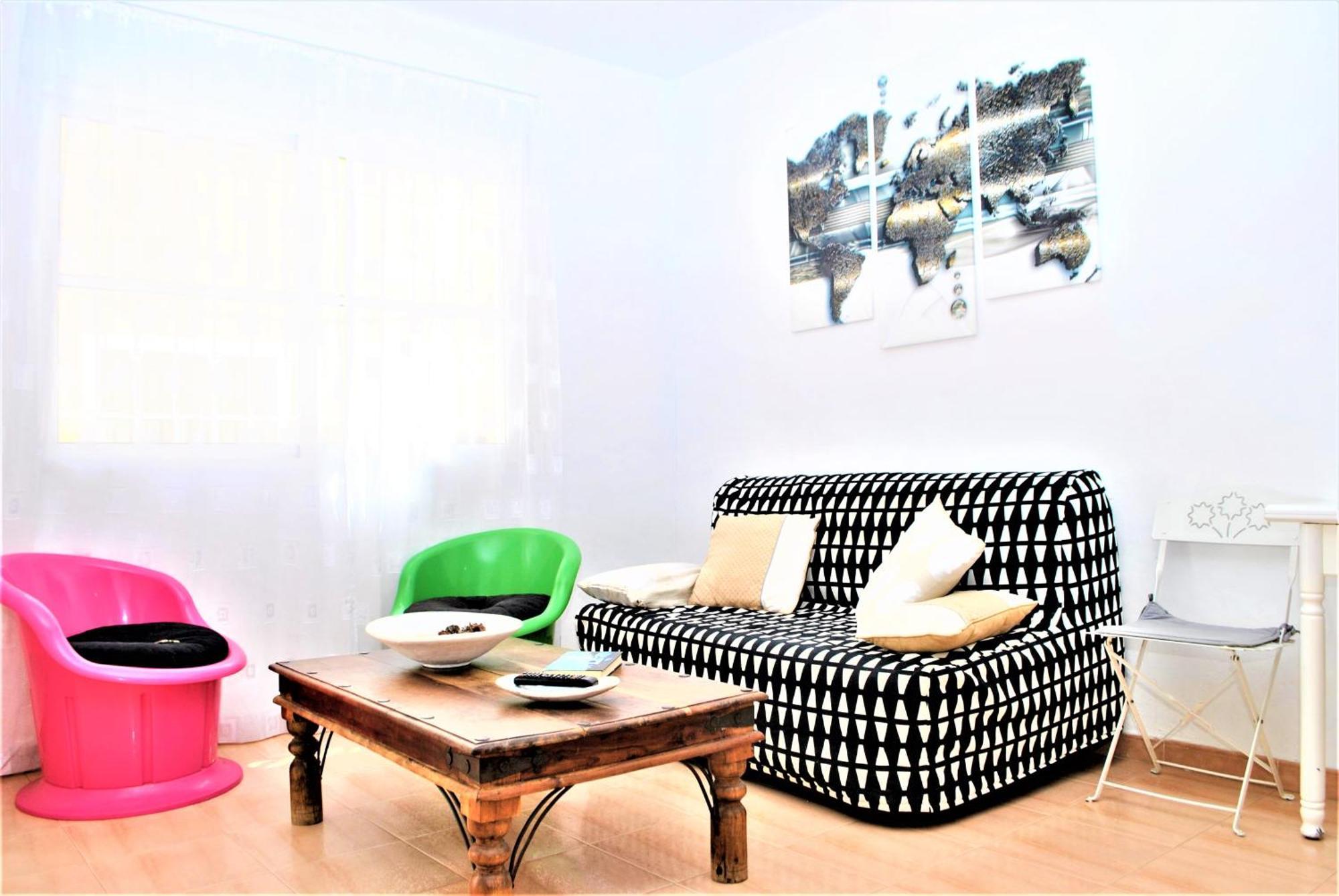 Apartment Small Building With 2 Malaga